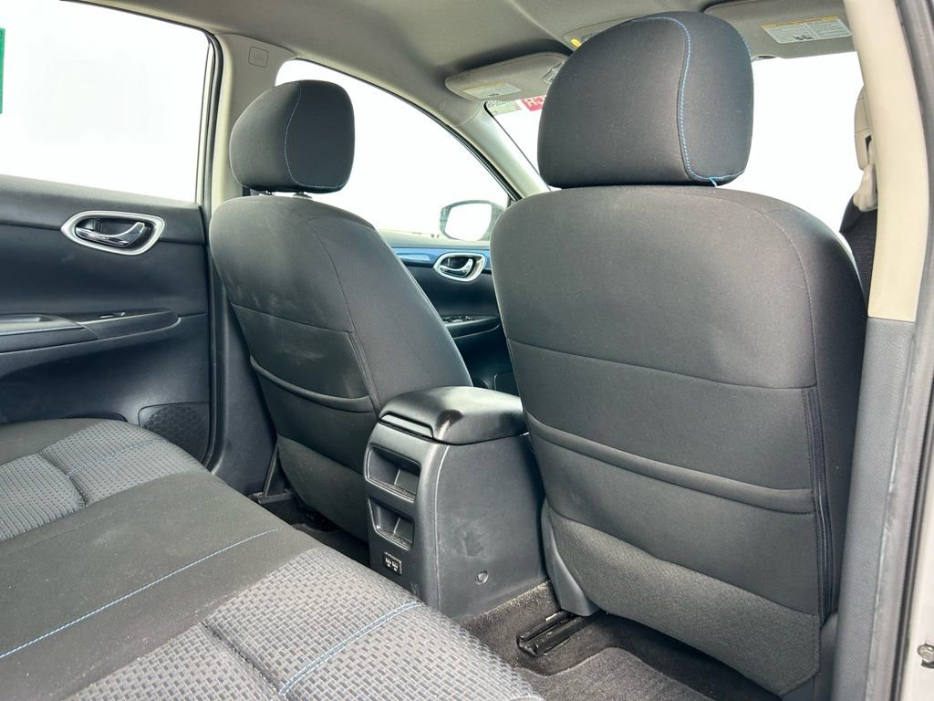 Used 2017 Nissan Sentra SR w/ Driver's Assist Package image 17