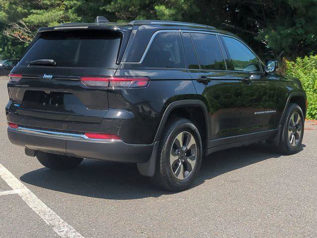Certified 2022 Jeep Grand Cherokee Limited 4xe w/ MOPAR Finishing Package AWD/4WD image 5