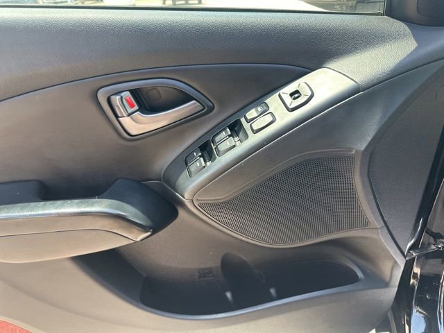 Used 2015 Hyundai Tucson SE FWD image 30