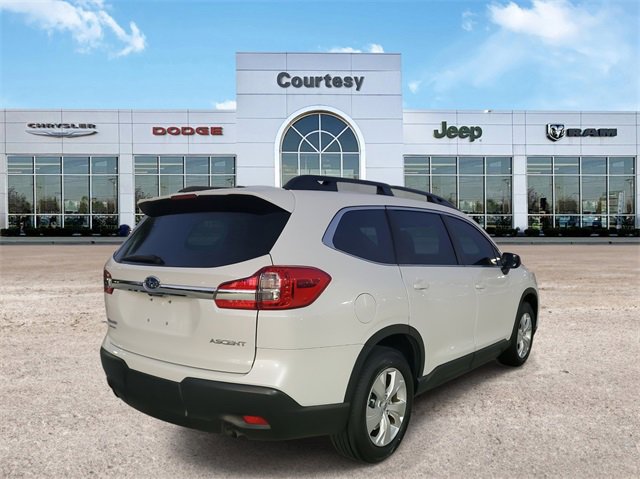 Used 2022 Subaru Ascent 8-Passenger image 4
