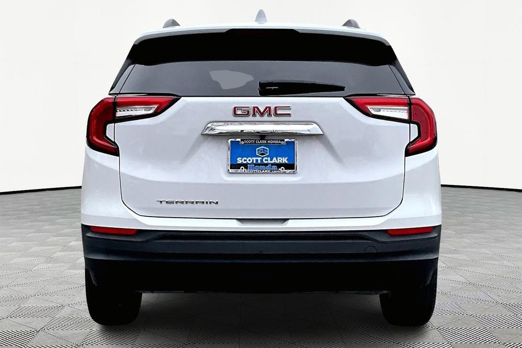 Used 2023 GMC Terrain SLE w/ Driver Convenience Package image 6