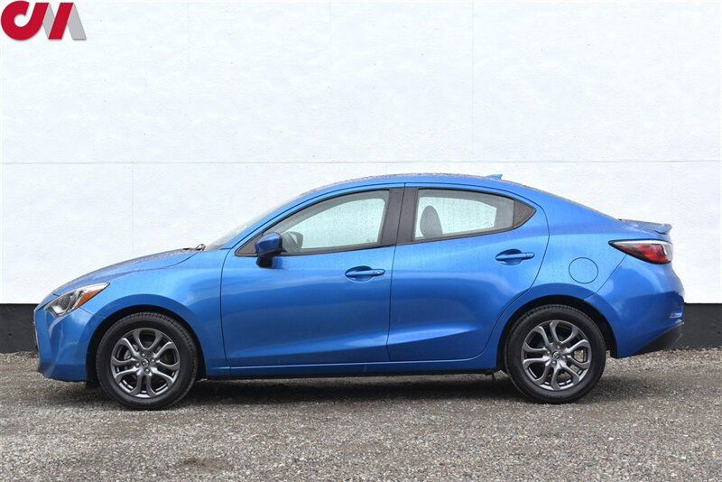 Used 2019 Toyota Yaris XLE FWD image 9