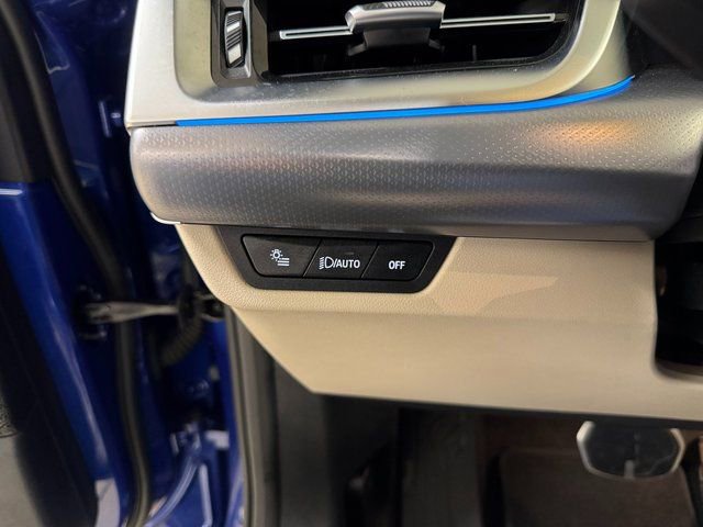 Used 2025 BMW X1 xDrive28i image 10