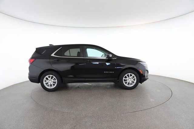 Used 2024 Chevrolet Equinox LT w/ LPO, Floor Liner Package image 21