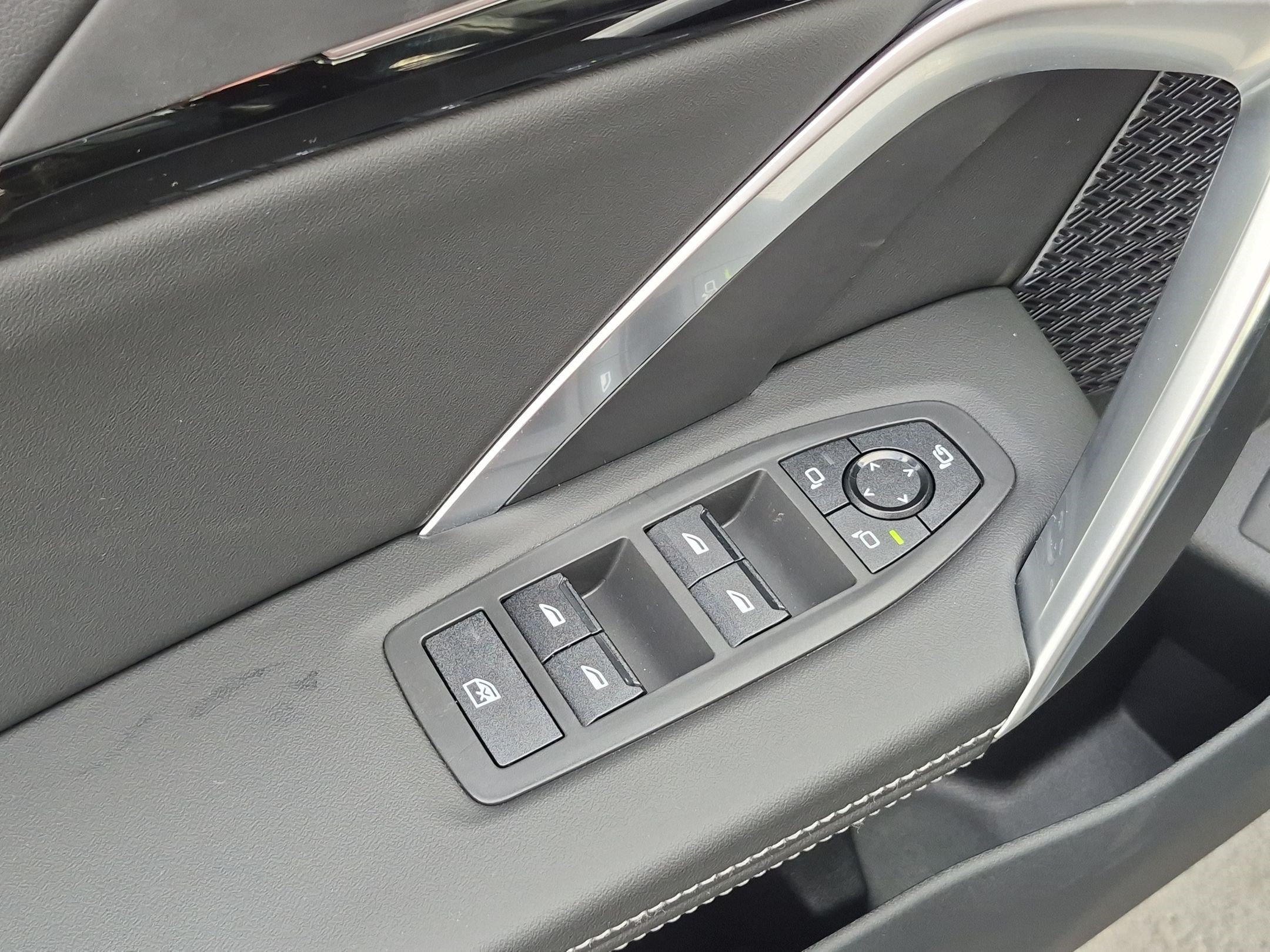 New 2027 BMW X1 xDrive28i AWD/4WD image 15
