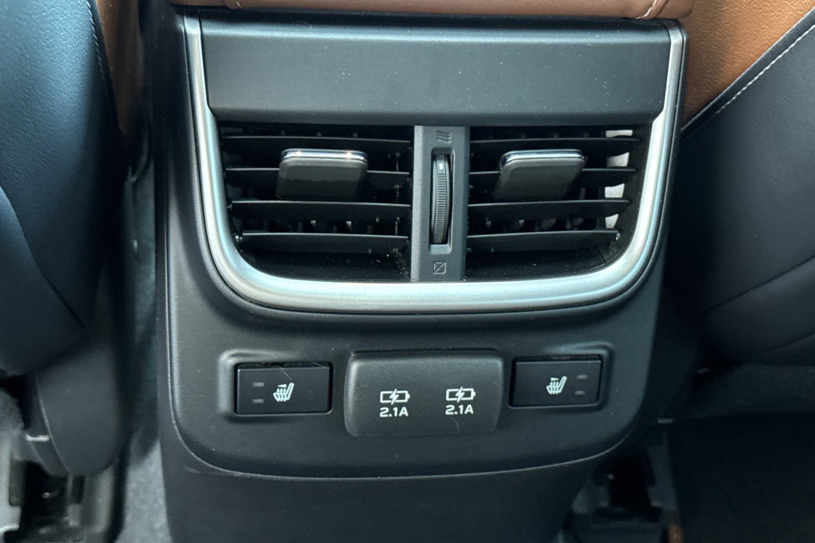 Used 2021 Subaru Outback Touring XT image 16