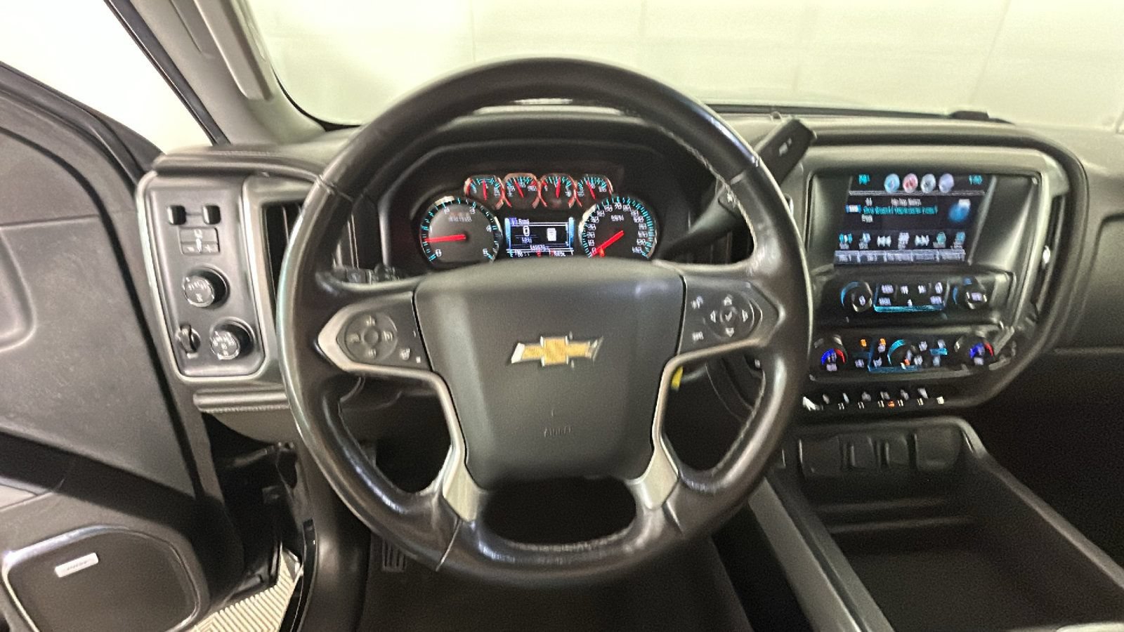 Used 2017 Chevrolet Silverado 2500 LTZ w/ Duramax Plus Package AWD/4WD image 17