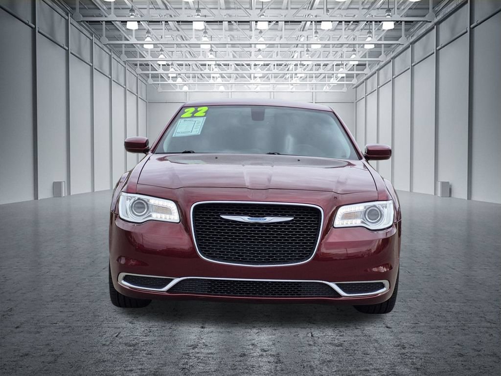 Used 2022 Chrysler 300 Touring RWD video 3