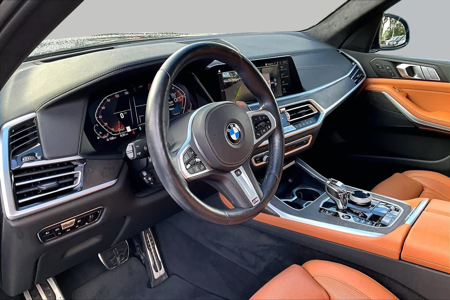 Used 2021 BMW X7 xDrive40i w/ M Sport Package AWD/4WD image 18