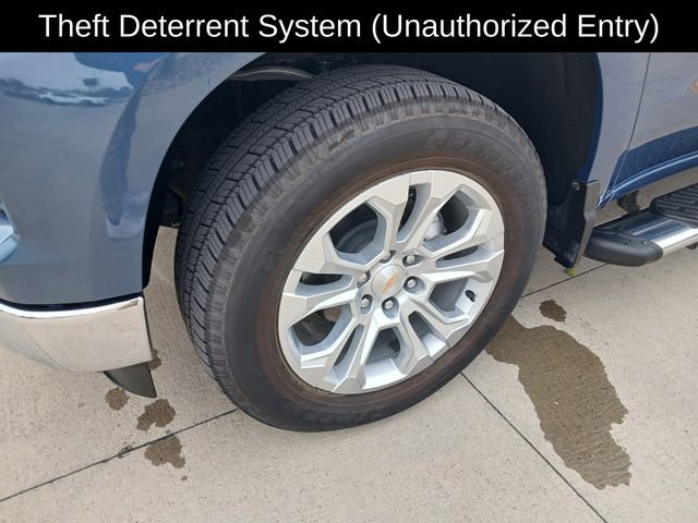 Certified 2024 Chevrolet Silverado 1500 LTZ w/ LTZ Convenience Package II image 32