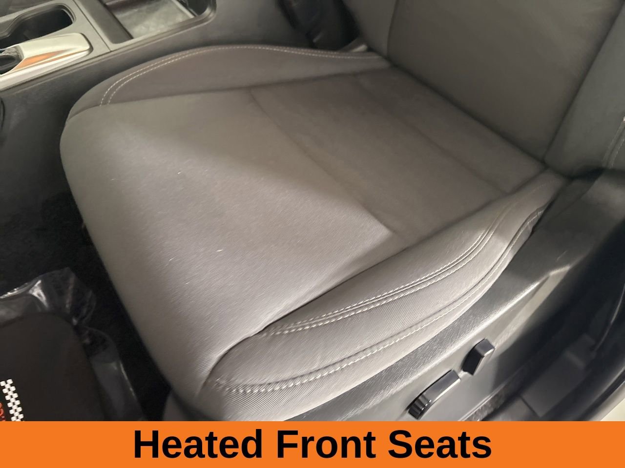 Used 2024 Nissan Frontier SV w/ SV Convenience Package image 11