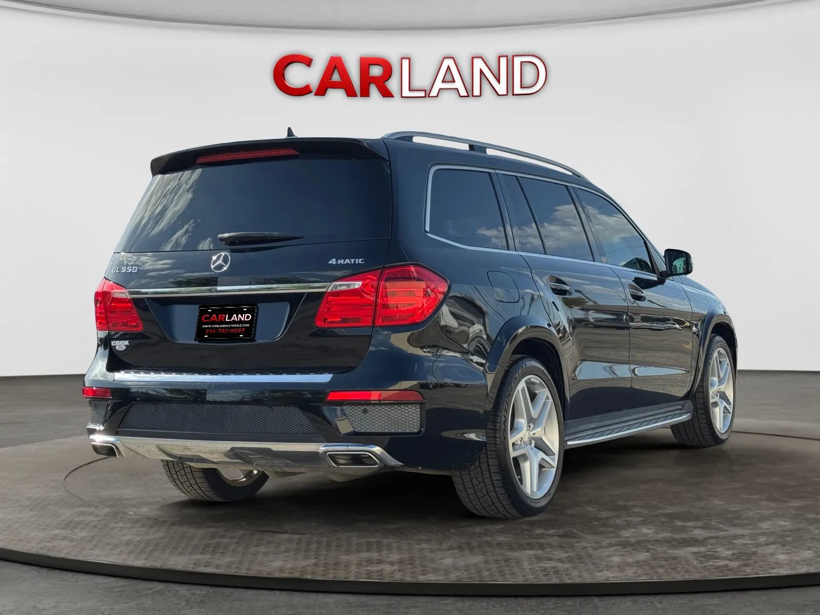 Used 2016 Mercedes-Benz GL 550 4MATIC image 6