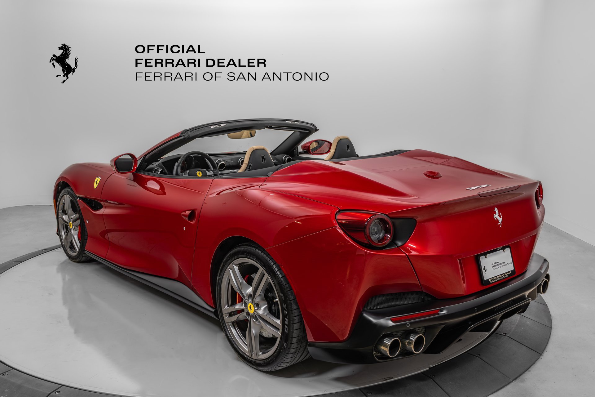 Certified 2020 Ferrari Portofino image 13
