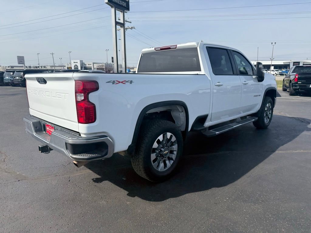 Used 2024 Chevrolet Silverado 2500 LT image 3