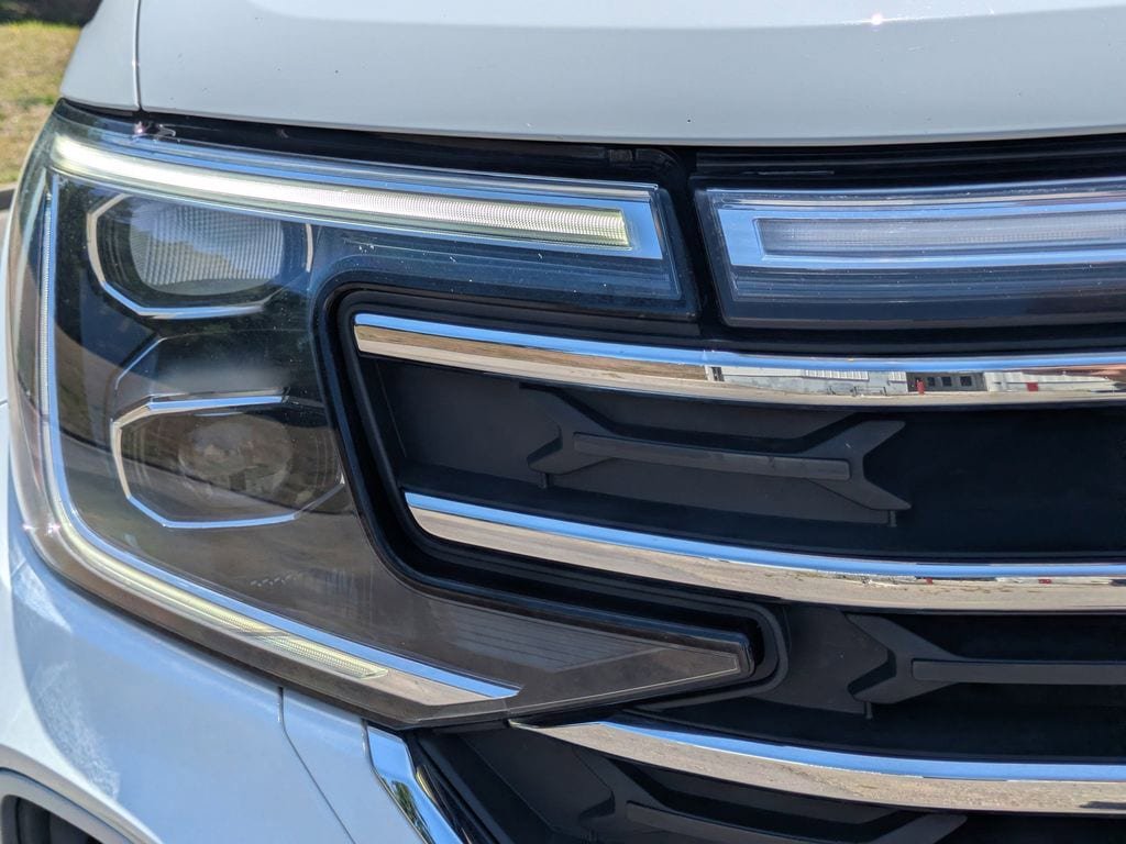 Used 2024 Volkswagen Atlas SE w/ Panoramic Sunroof Package AWD/4WD image 10