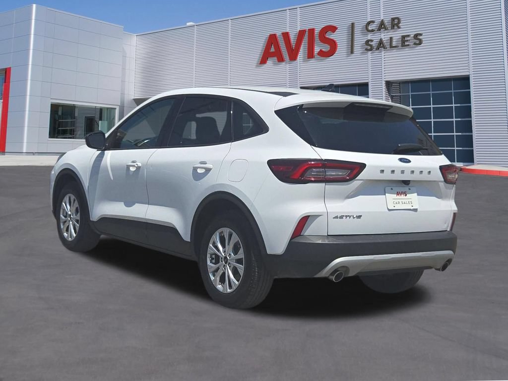 Used 2025 Ford Escape Active FWD image 9