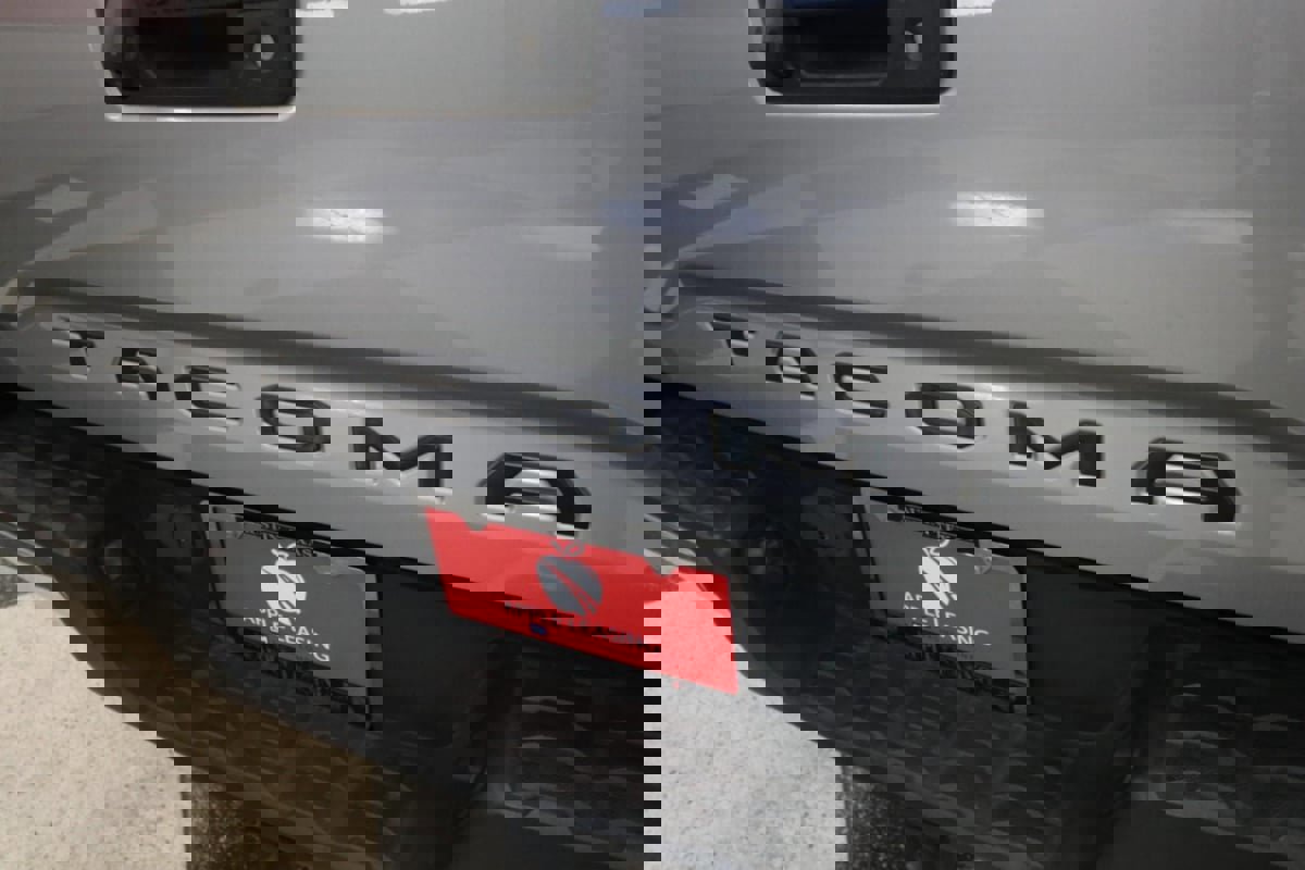 Used 2018 Toyota Tacoma SR5 image 30