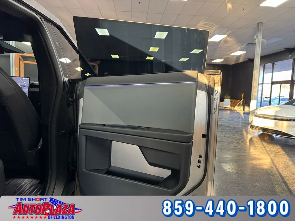 Used 2024 Tesla Cybertruck AWD Crew Cab image 46