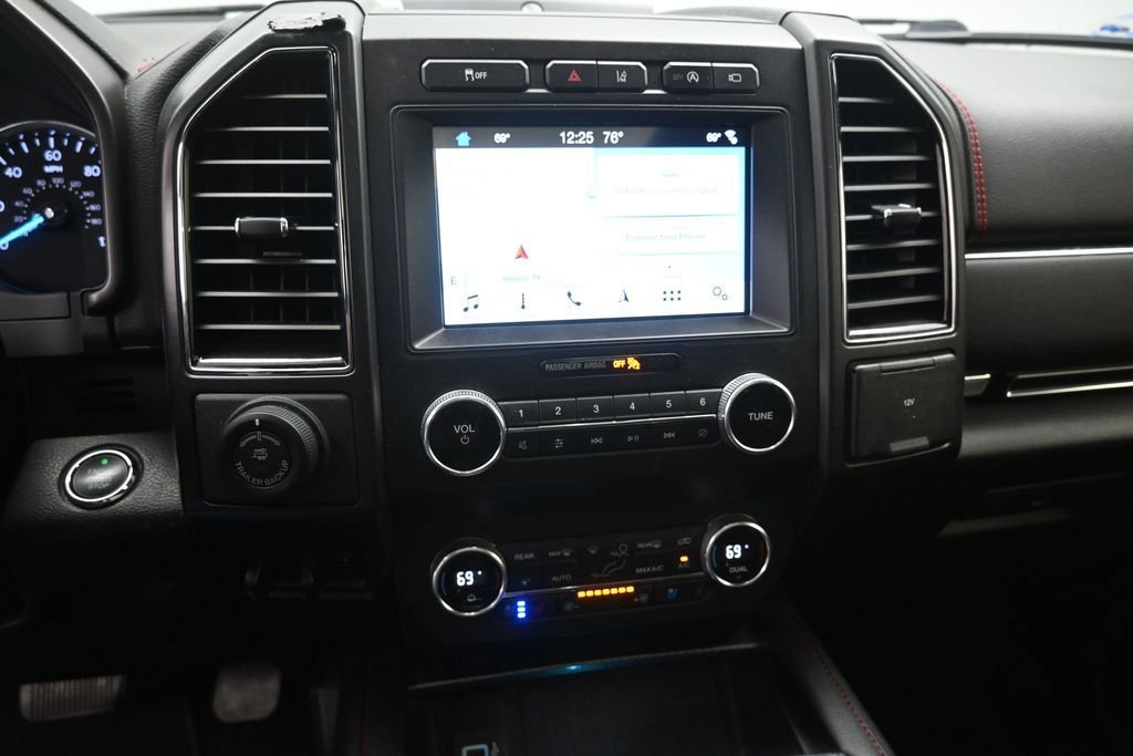 Used 2019 Ford Expedition Limited w/ Equipment Group 303A RWD image 9