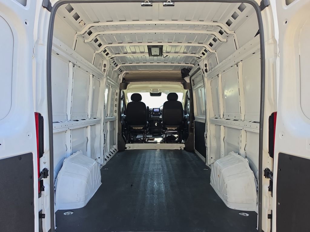 Used 2024 RAM ProMaster 2500 w/ Convenience Group FWD image 13