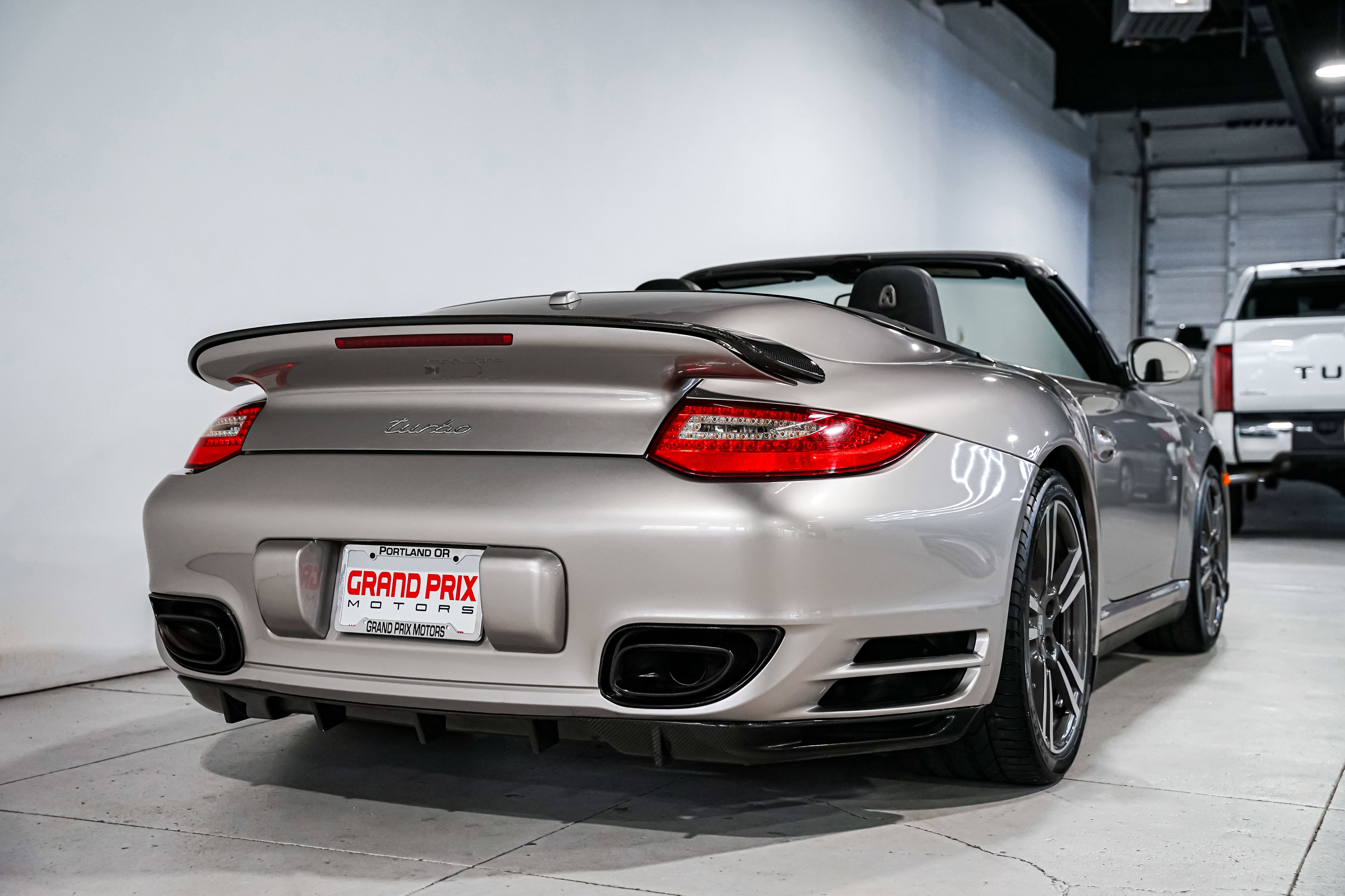 Used 2012 Porsche 911 Turbo image 41