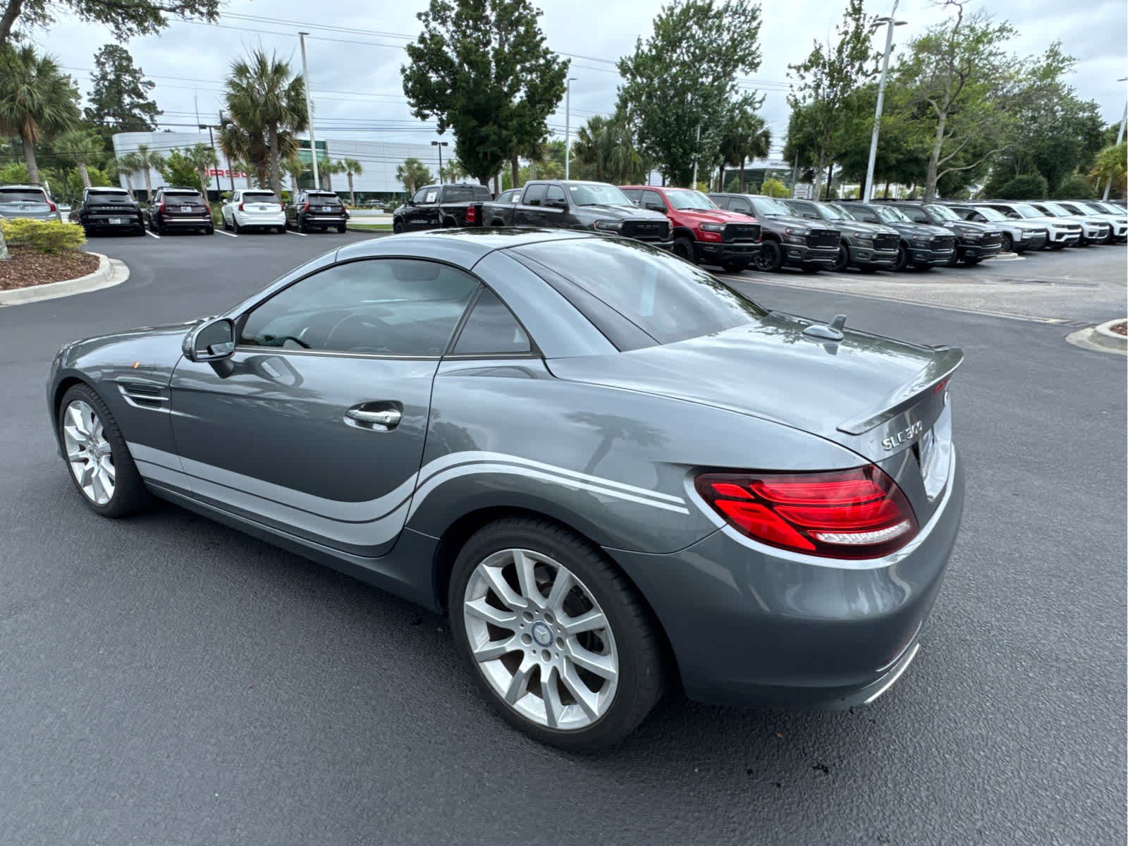 Used 2017 Mercedes-Benz SLC 300 image 13