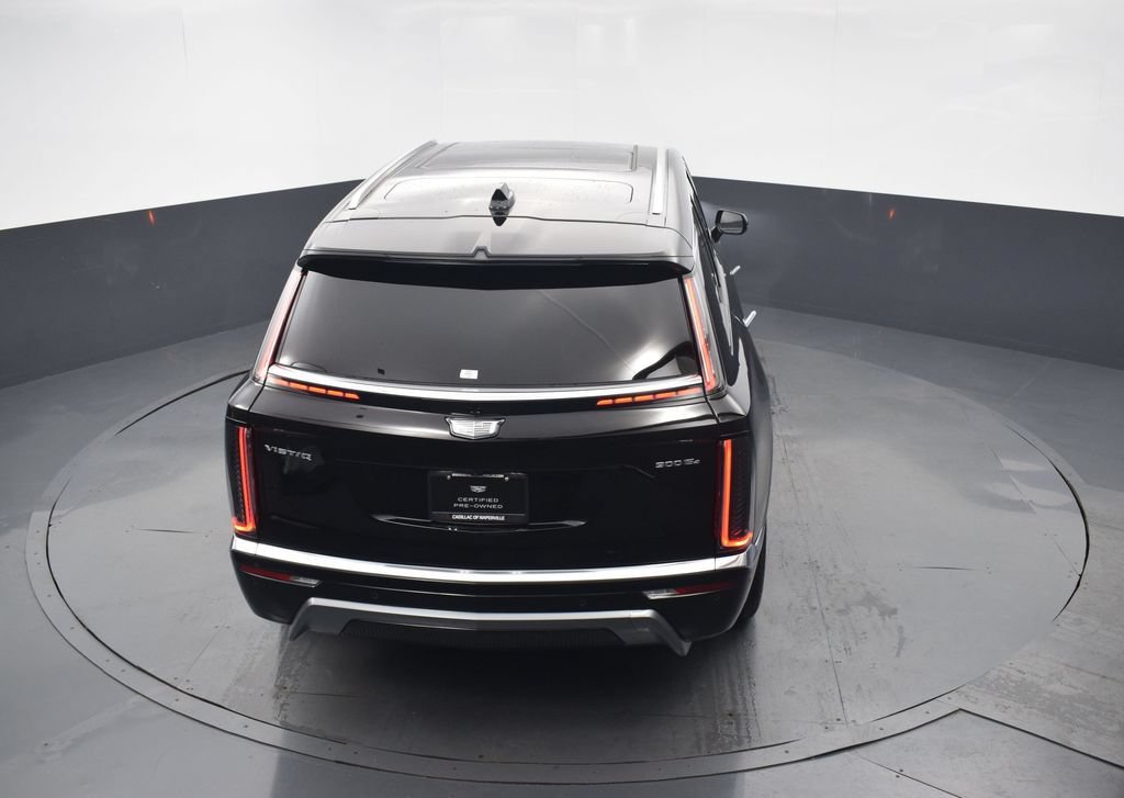 Certified 2026 Cadillac Vistiq Luxury w/ LPO, Floor Liner Package AWD/4WD image 43