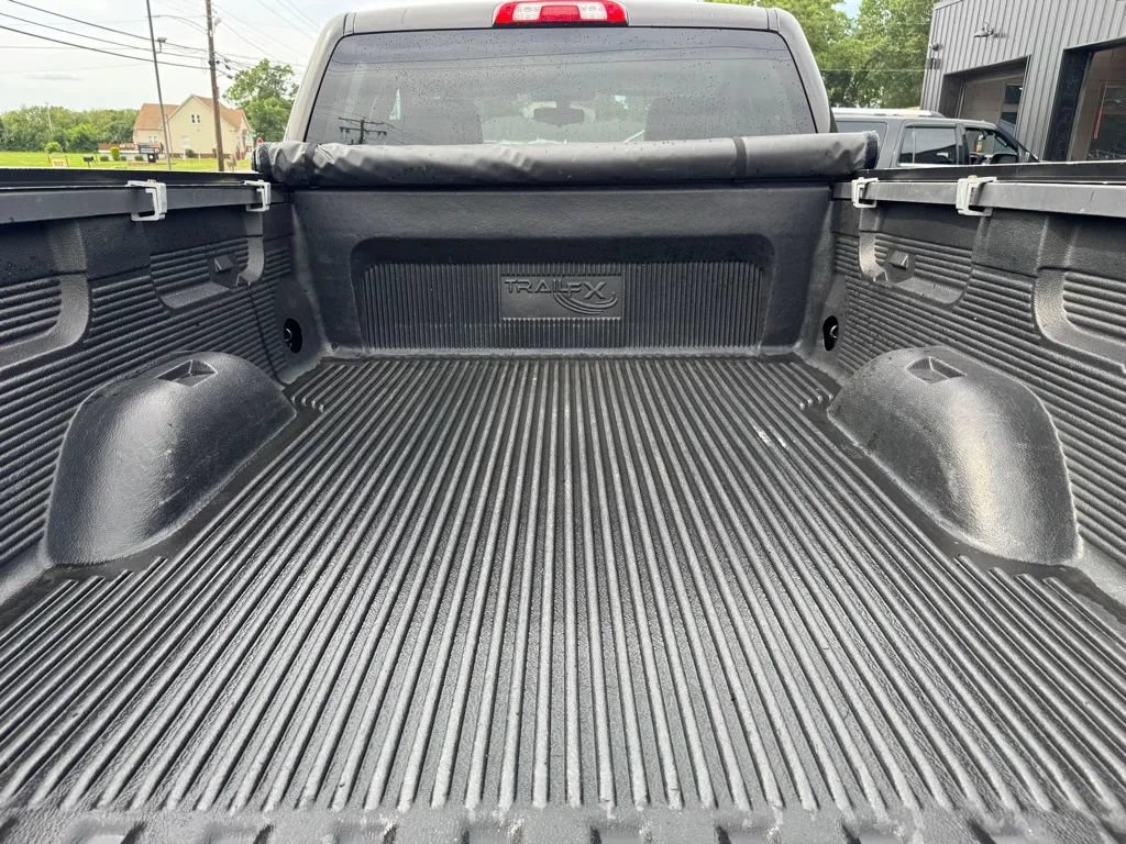 Used 2019 Chevrolet Silverado 1500 LT AWD/4WD image 10