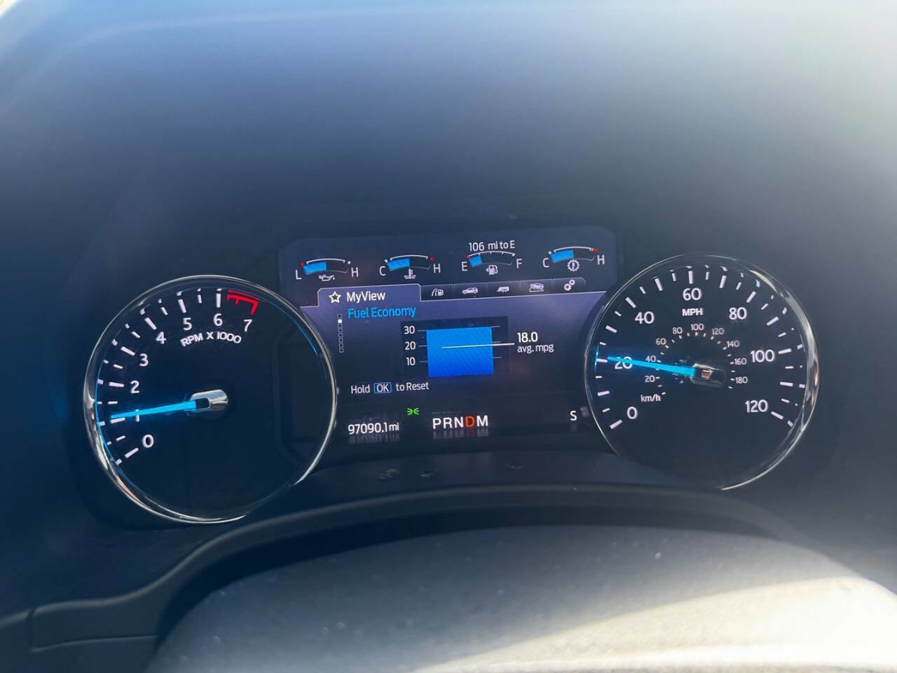 Used 2020 Ford Expedition Limited image 28