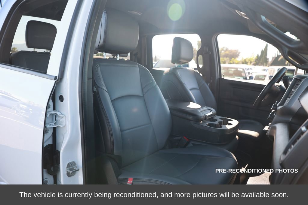 Used 2024 RAM 2500 Tradesman w/ Chrome Appearance Group image 15