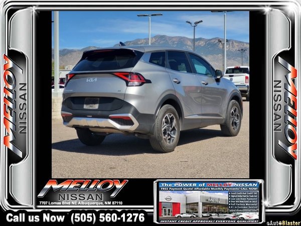 Used 2023 Kia Sportage LX image 4