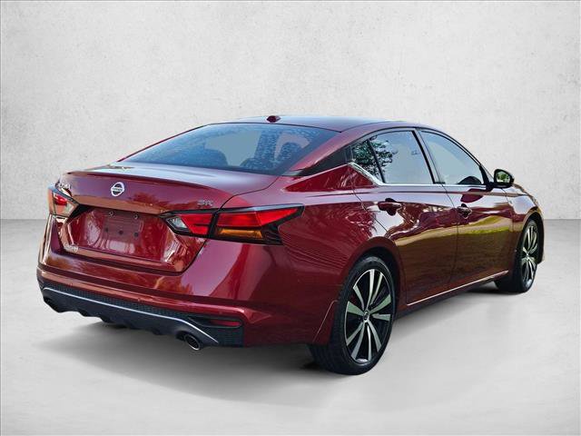 Used 2020 Nissan Altima 2.5 SR w/ Premium Package FWD image 6