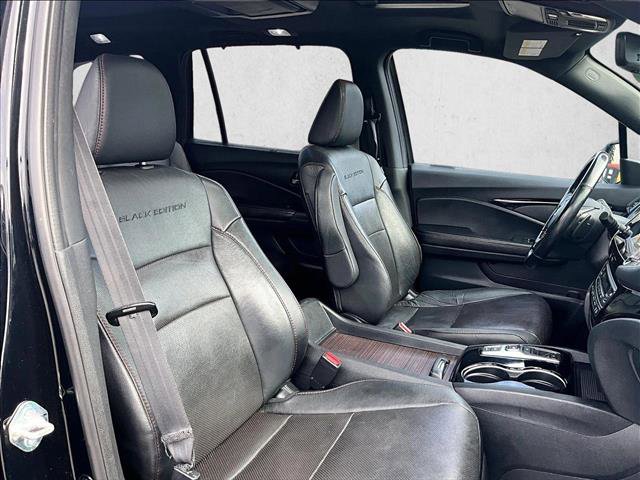 Used 2021 Honda Pilot Black Edition image 9
