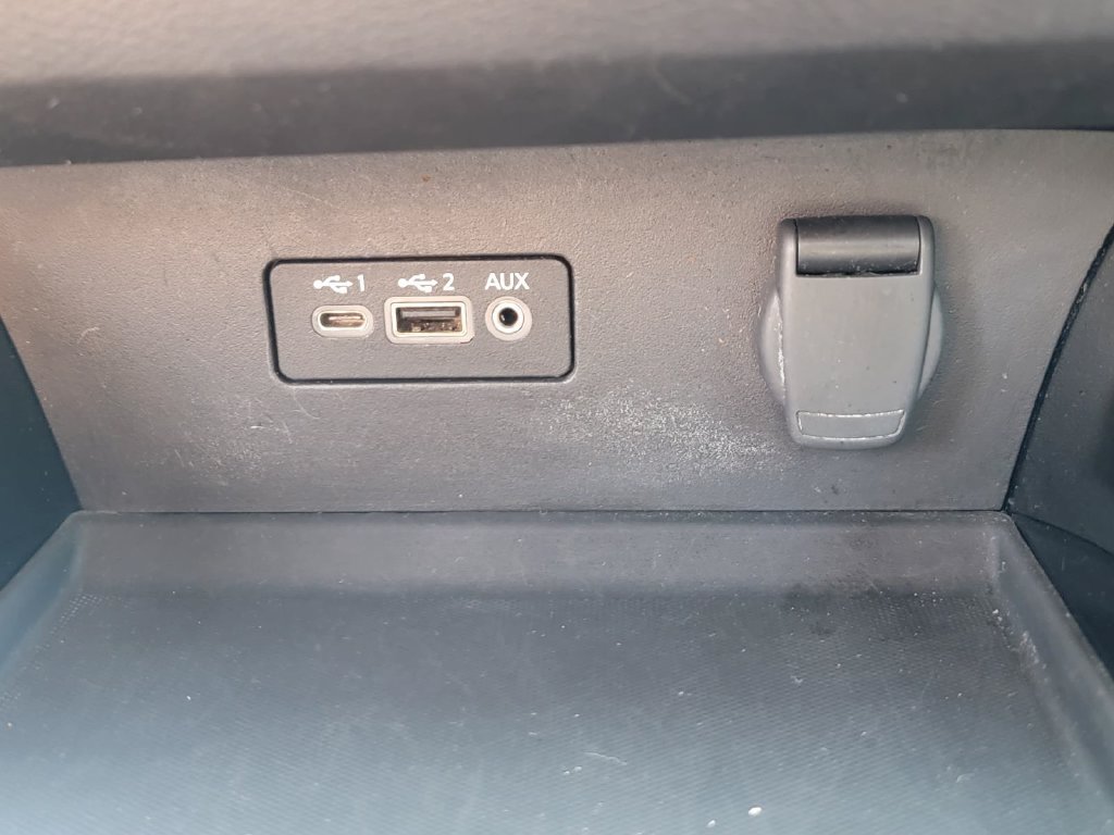 Used 2024 Nissan Altima 2.5 SV FWD image 23