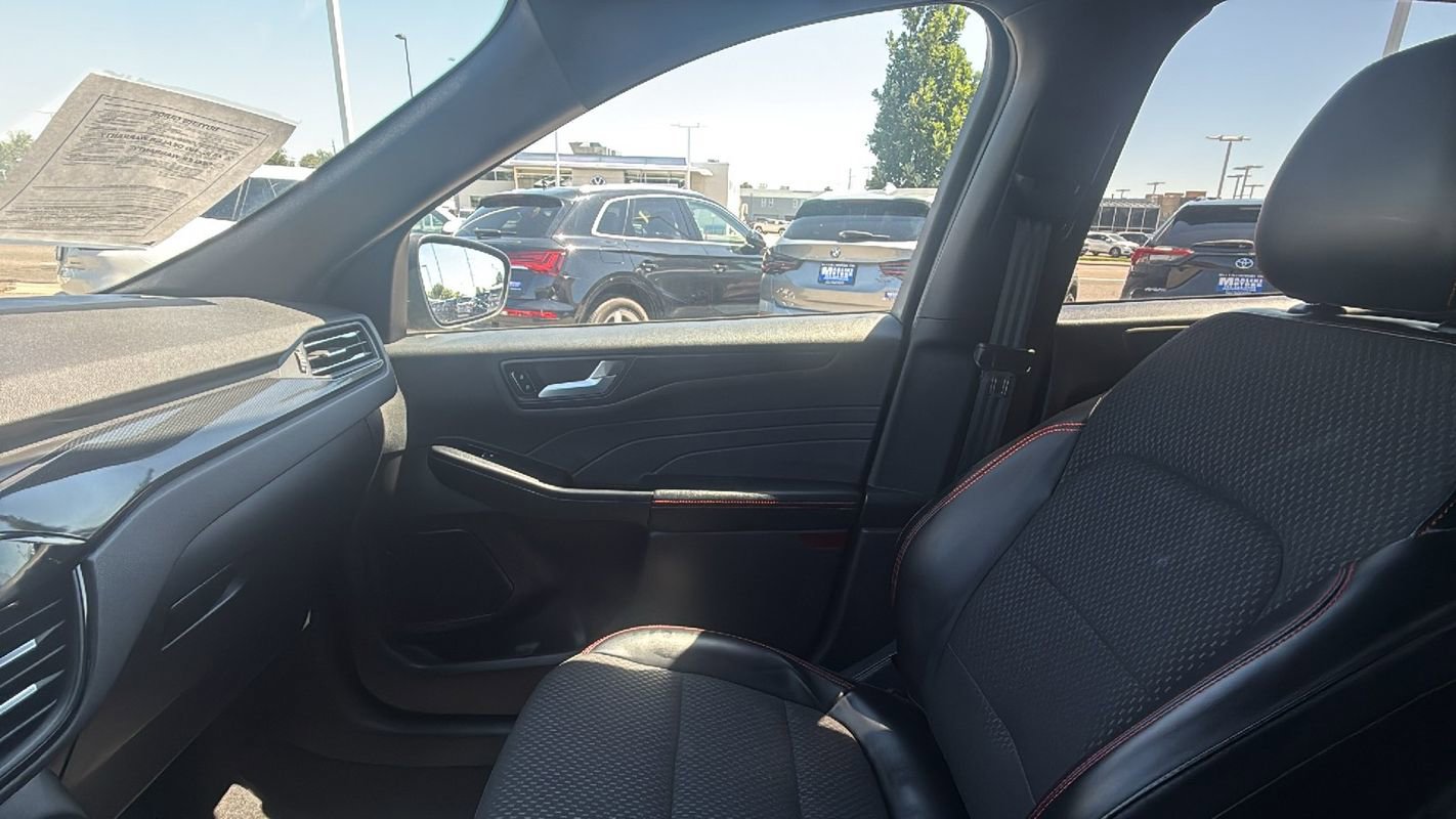 Used 2024 Ford Escape ST-Line image 20