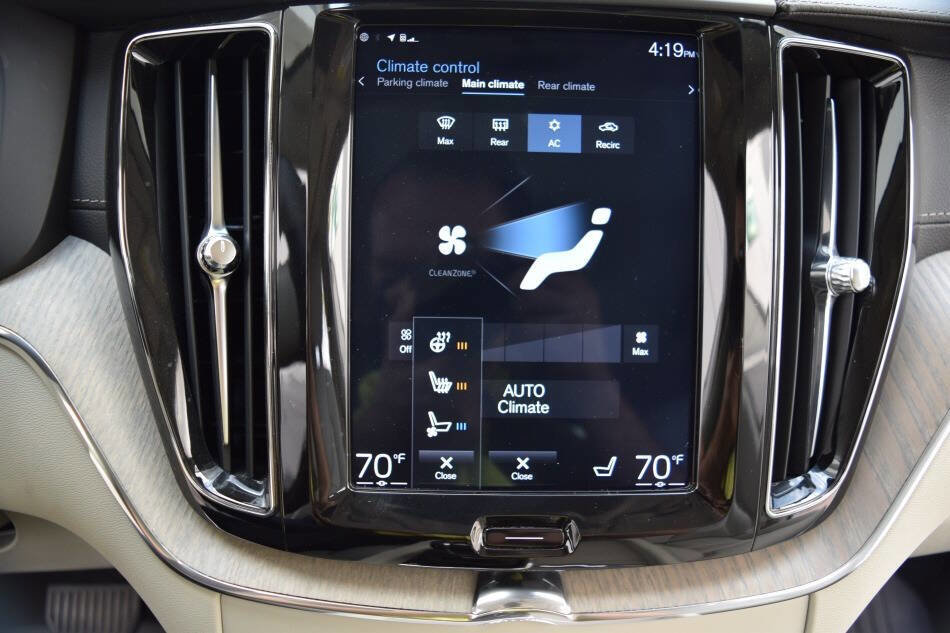 Used 2018 Volvo XC60 T5 Inscription w/ Luxury Seat Package image 61