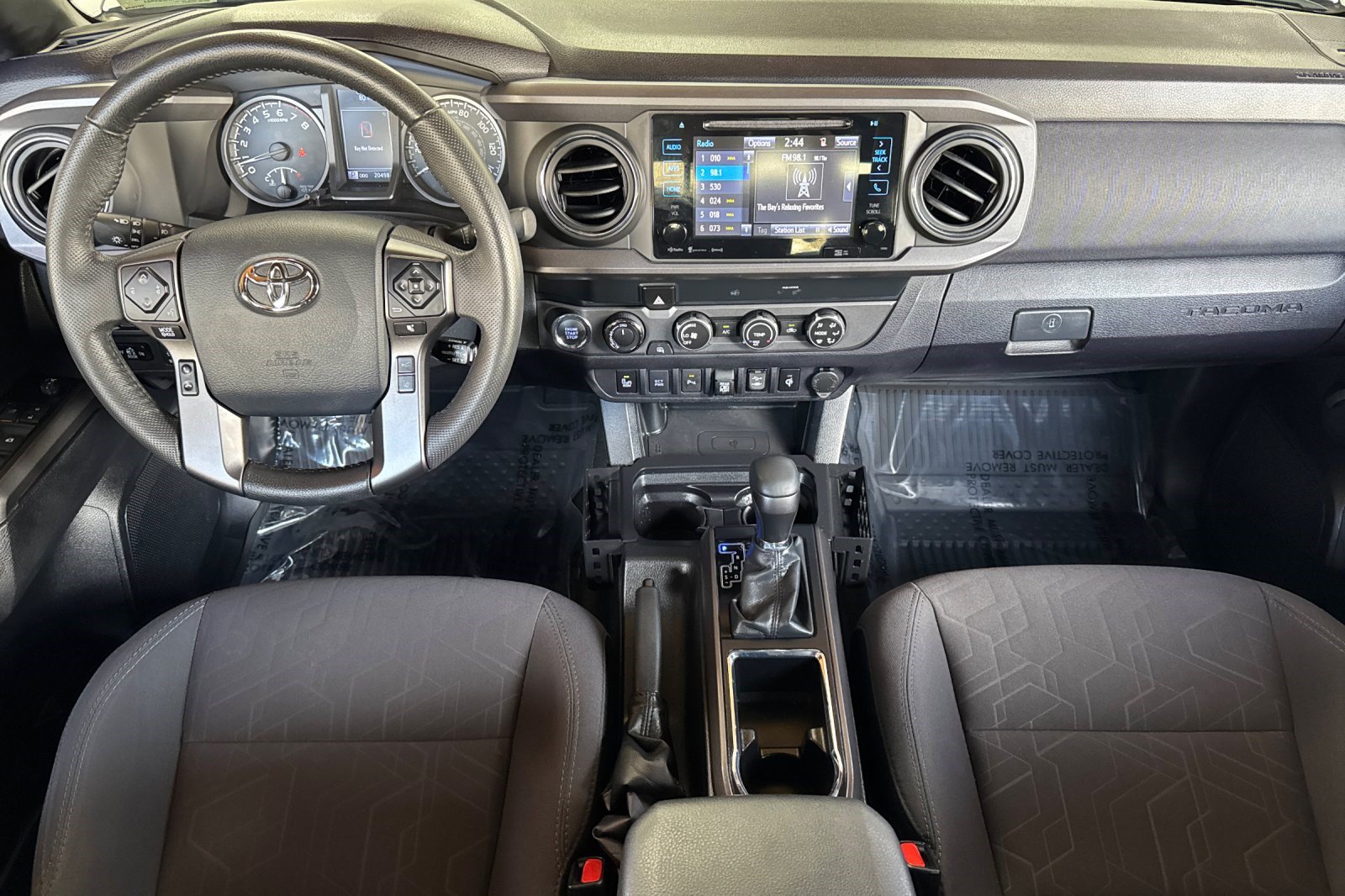 Used 2019 Toyota Tacoma TRD Off-Road w/ Technology Package AWD/4WD image 15