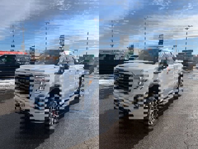 Used 2021 GMC Sierra 1500 AT4 image 7