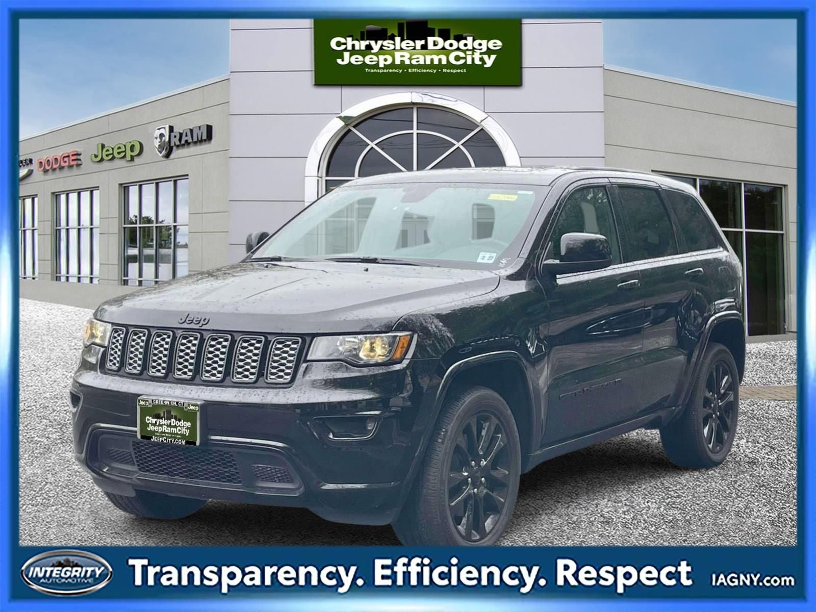 Used 2022 Jeep Grand Cherokee Laredo X AWD/4WD image 1