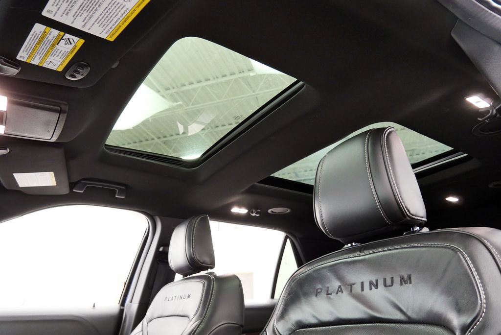 Used 2019 Ford Explorer Platinum AWD/4WD image 37