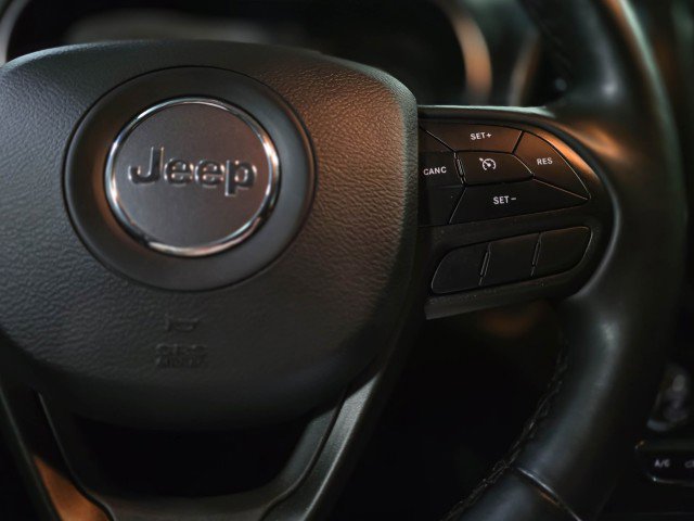 Used 2021 Jeep Cherokee Trailhawk w/ Sun, Sound & Nav Group image 21