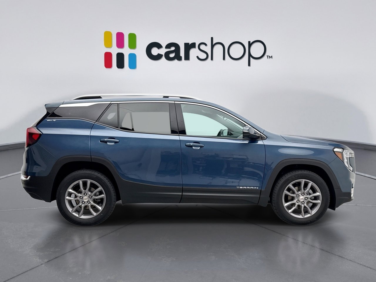 Used 2024 GMC Terrain SLT w/ Infotainment Package II AWD/4WD image 6