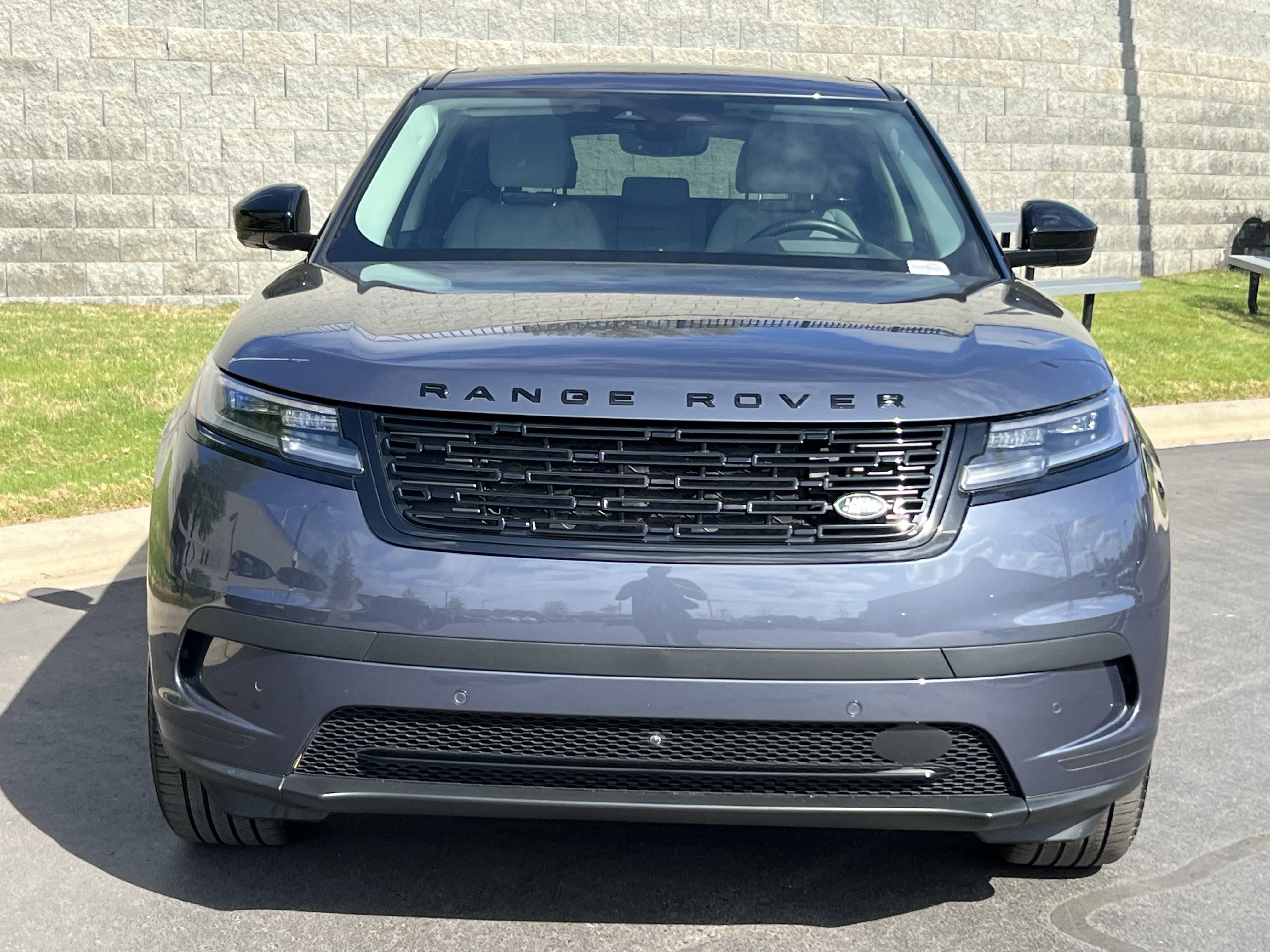 Certified 2025 Land Rover Range Rover Velar S image 11