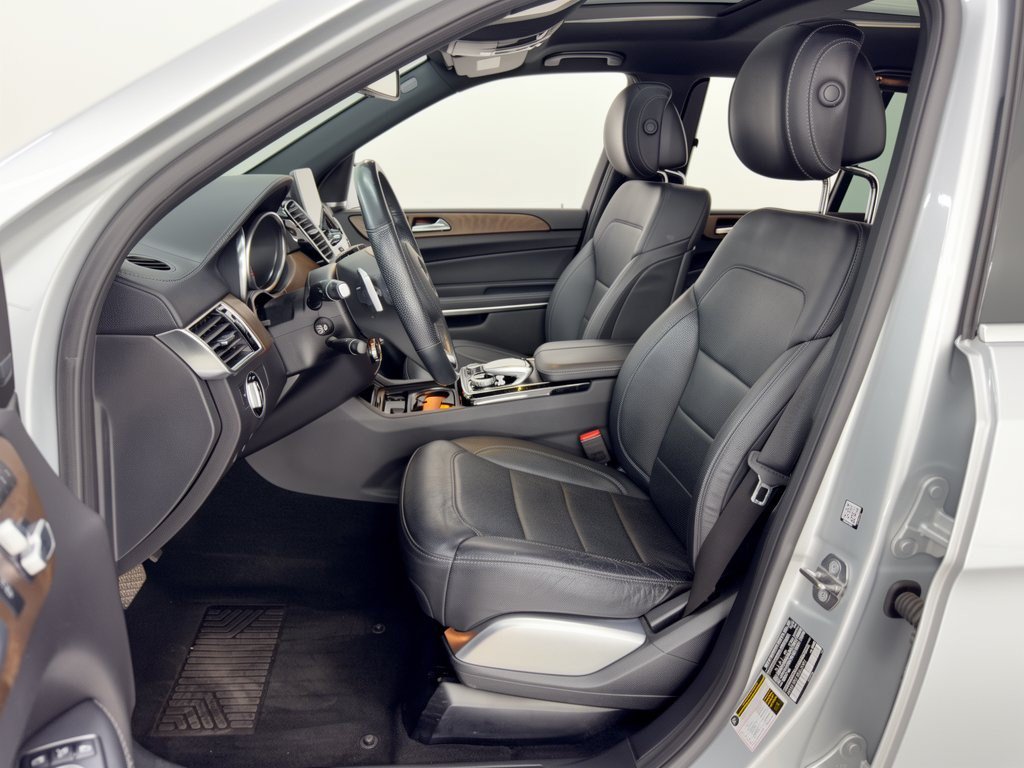 Used 2018 Mercedes-Benz GLS 550 4MATIC image 5