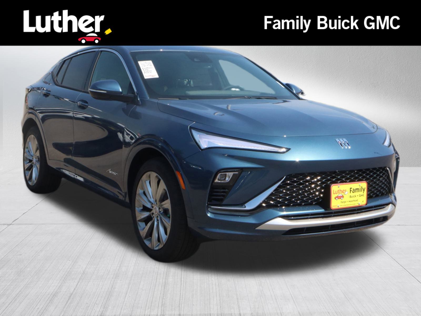 New 2025 Buick Envista Avenir image 1