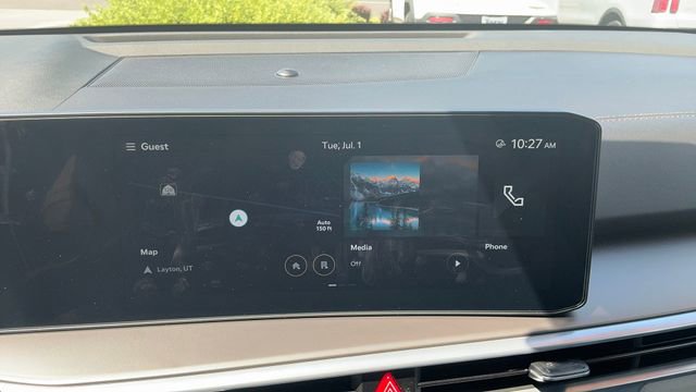 Certified 2025 Kia Sorento SX image 22