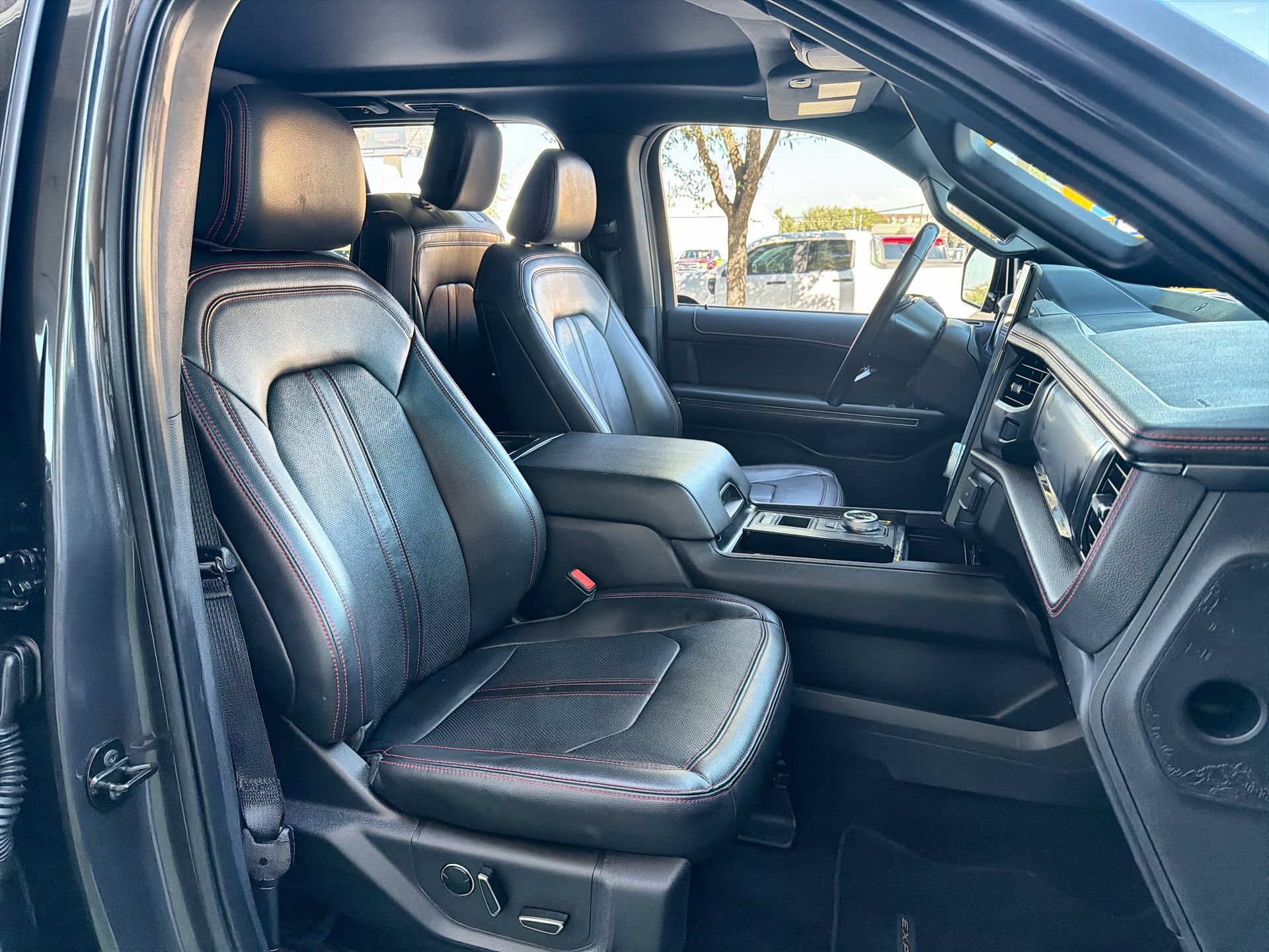 Certified 2023 Ford Expedition Limited RWD image 26