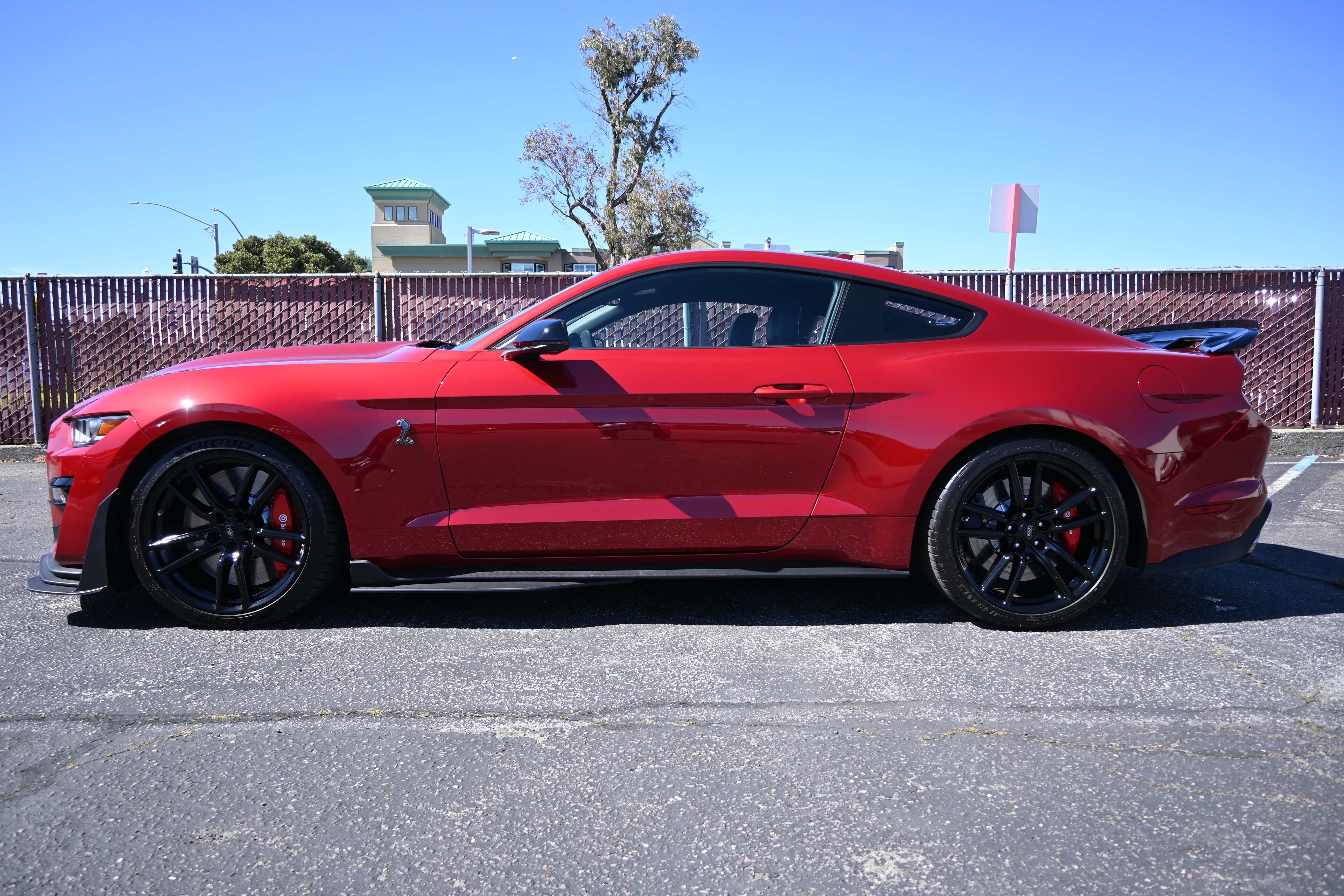 Used 2020 Ford Mustang Shelby GT500 w/ Technology Package RWD image 21