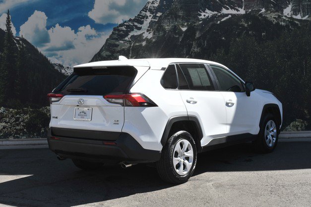 Certified 2025 Toyota RAV4 LE AWD/4WD image 3