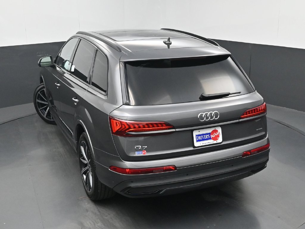 Used 2023 Audi Q7 3.0T Premium Plus AWD/4WD image 36